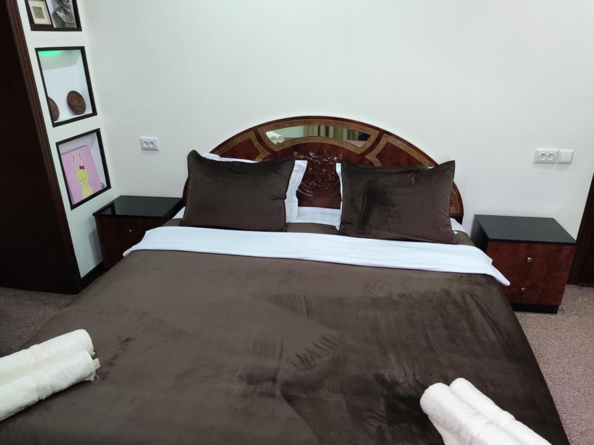 Hotel Al Mirjon Bukhara Esterno foto